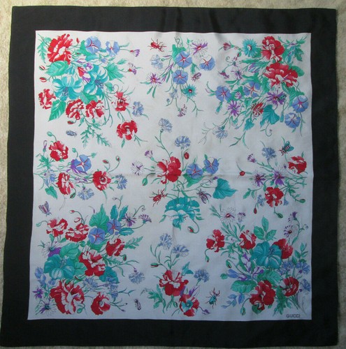 Splendida sciarpa gucci seta - -splendida,
