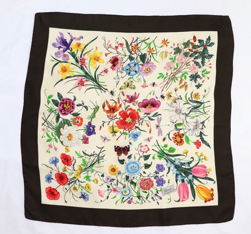 Foulard carré soie gucci - soie,