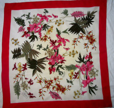 - GUCCI by V.ACCORNERO Foulard