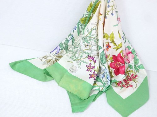 Sciarpa gucci fantasia - sciarpa,